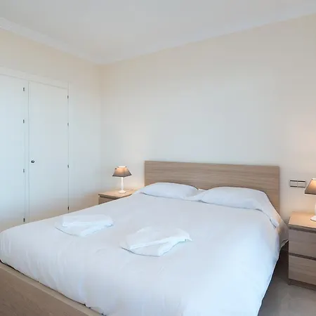 Lägenhet 2159-apt 2 Bedrooms With Stunning Views *